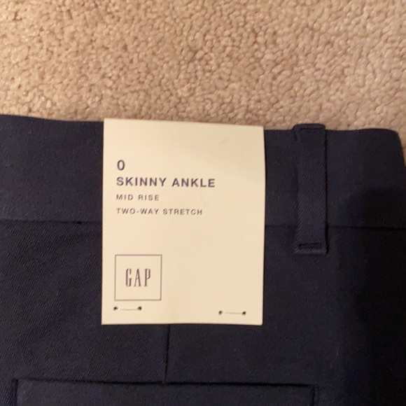 Stretch navy tuxedo pants with shined gold stripe - Picture 5 of 5